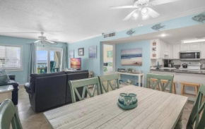 Holiday Surf and Racquet Unit 311